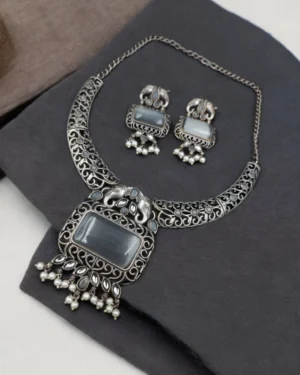 Handcrafted Oxidized Necklace with Earrings, ORN40031