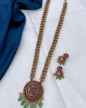 Kundan and Beads Jewellery Set, ORN30099
