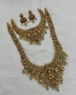 Kundan Temple Jewellery Sets, ORN30082