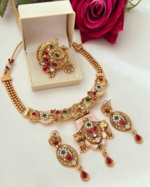 Rajwadi Kundan Choker Necklace Set with Ring, ORN10325