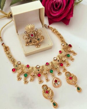 Rajwadi Kundan Choker Necklace Set with Ring, ORN10326