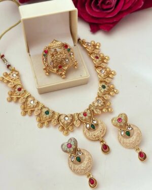 Rajwadi Kundan Choker Necklace Set with Ring, ORN10334