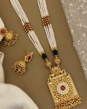 Rajwadi Kundan and Beads Necklace with Earrings, ORN20152