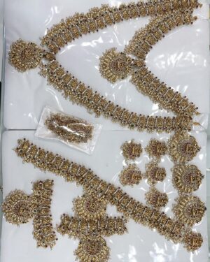 Kundan Temple Necklace Sets, ORN30199