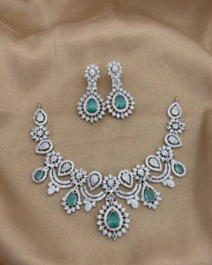 Pure Zirconian Diamond Necklace Set