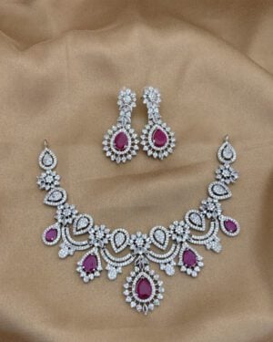 Pure Zirconian Diamond Necklace Set