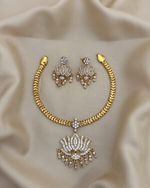 Pure Zirconian Diamond Necklace Set