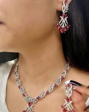 Pure Zirconian Diamond Necklace Set